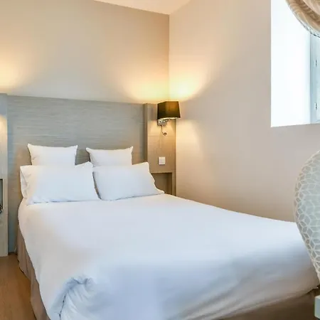 Hotel Logis & Restaurant La Bleue Cambo-les-Bains