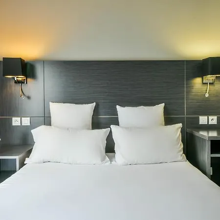 Logis & Restaurant La Bleue Cambo-les-Bains