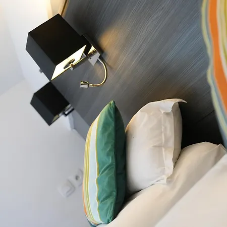 Logis & Restaurant La Bleue Отель 3*