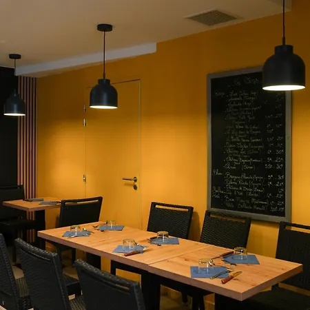 Logis & Restaurant La Bleue Hotel
