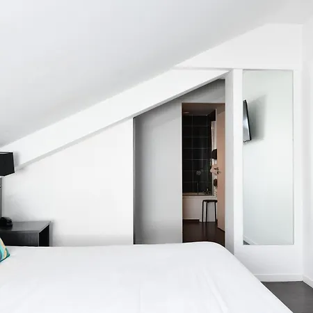 Hotel Logis & Restaurant La Bleue Cambo-les-Bains
