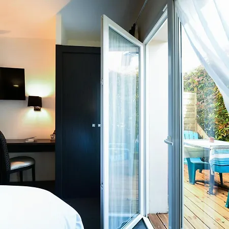 Hotel Logis & Restaurant La Bleue