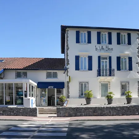 Logis & Restaurant La Bleue Cambo-les-Bains