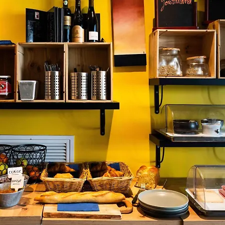 Logis & Restaurant La Bleue Отель