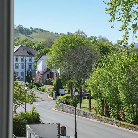 Logis & Restaurant La Bleue Hotel 3*