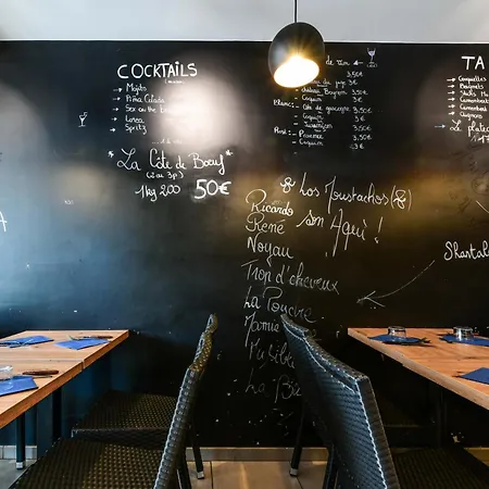 Hotel Logis & Restaurant La Bleue Cambo-les-Bains