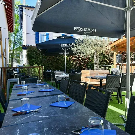 Logis & Restaurant La Bleue Hotel