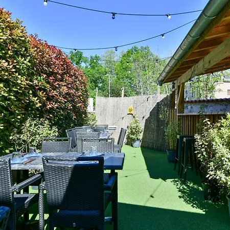 Logis & Restaurant La Bleue Cambo-les-Bains
