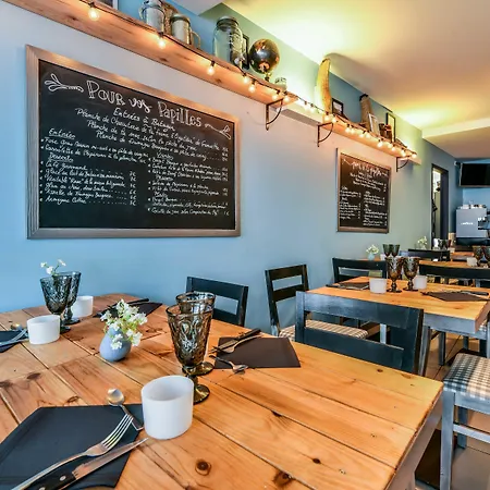 Hotel Logis & Restaurant La Bleue