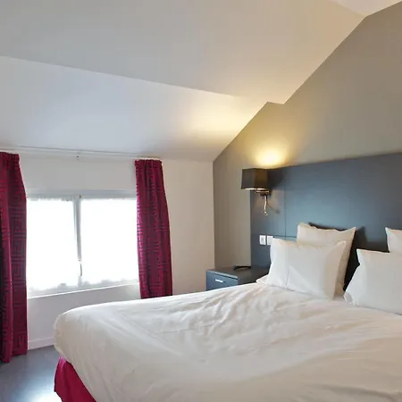 Logis & Restaurant La Bleue Cambo-les-Bains