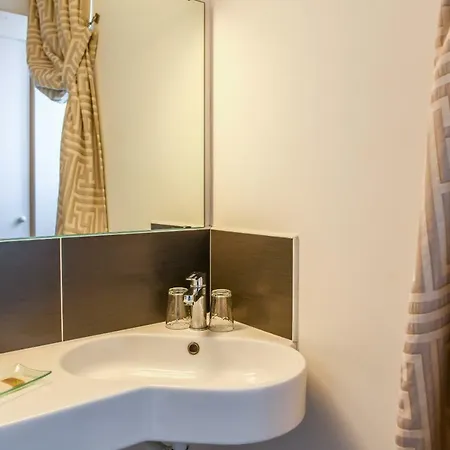 Logis & Restaurant La Bleue 3* Cambo-les-Bains