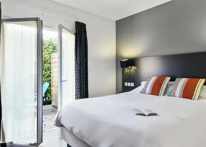 Logis & Restaurant La Bleue Hotel