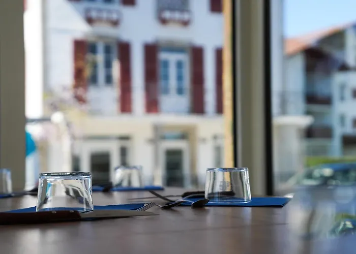 Logis & Restaurant La Bleue Hotel