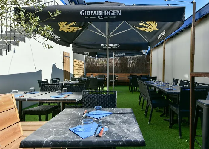 Logis & Restaurant La Bleue Hotel