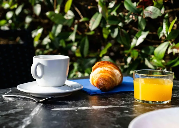 Logis & Restaurant La Bleue 3* Cambo-les-Bains