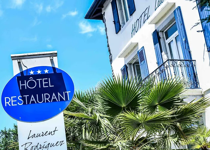 Hotel Logis Hôtel&restaurant La Bleue