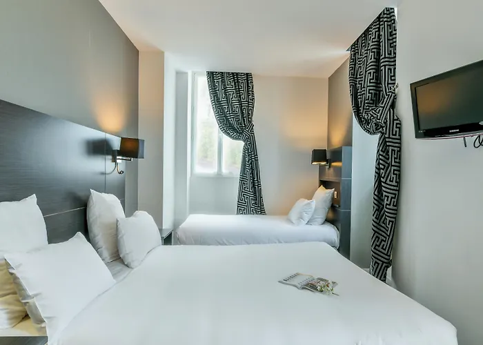 Logis Hôtel&restaurant La Bleue Hotel