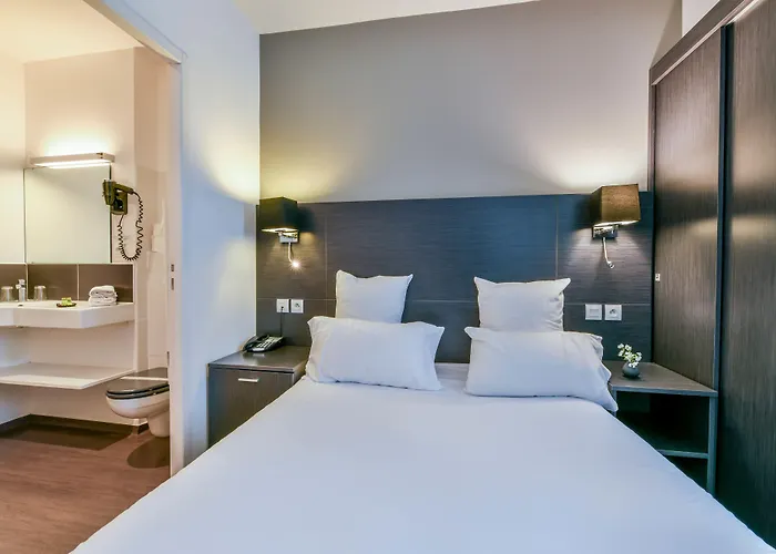 Hotel Logis Hôtel&restaurant La Bleue