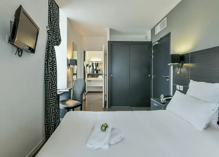 Logis Hôtel&restaurant La Bleue 3*